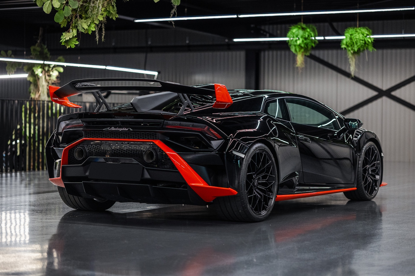 Lamborghini Huracán STO - 5.2 V10 Btw auto, (€ 0 Ex B.T.W) FABRIEKSNIEUW, Full PPF Belgisch Geleverd - AutoWereld.nl