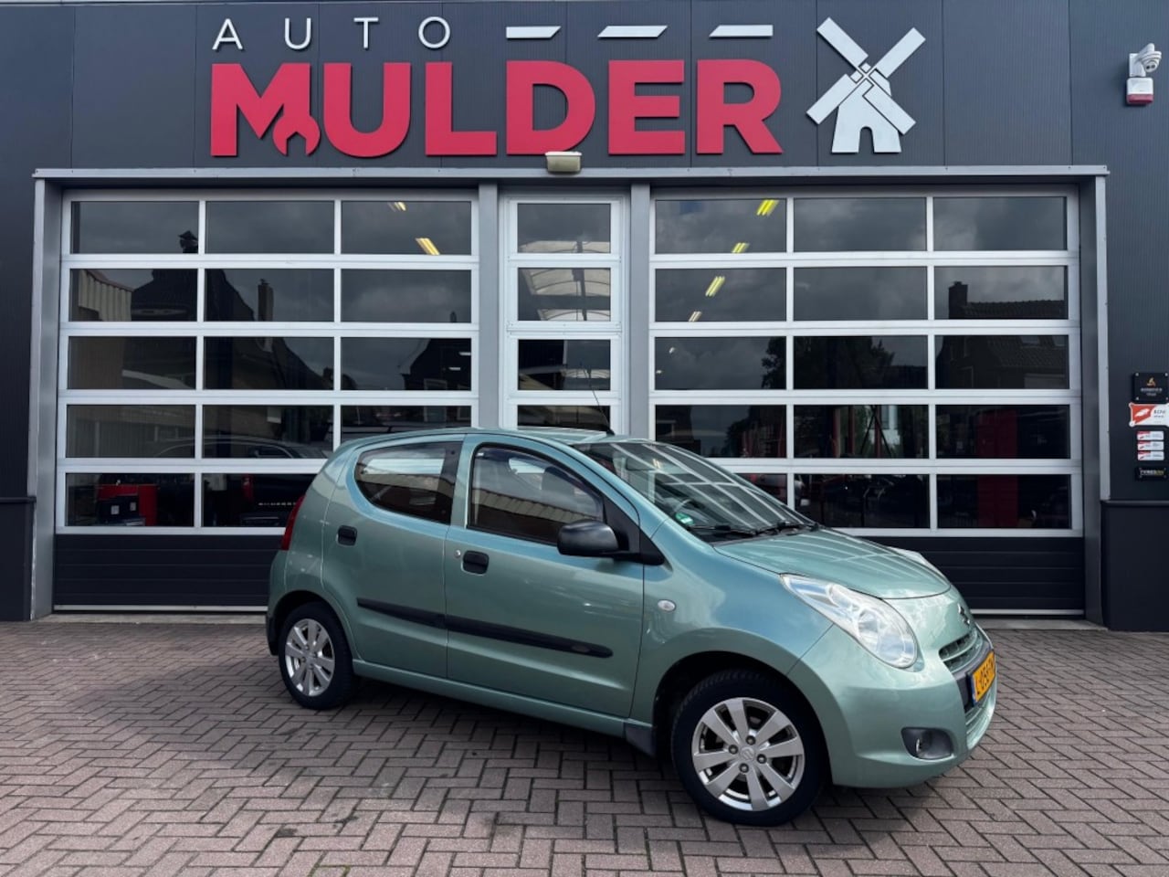 Suzuki Alto - 1.0 EXCLUSIVE / AIRCO / LM / LED / APK NIEUW! / RIJKLAAR! - AutoWereld.nl