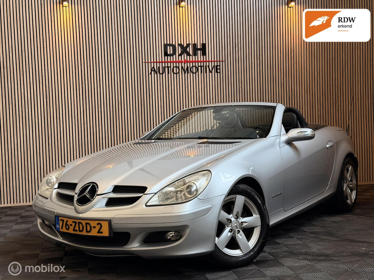 Mercedes-Benz SLK-klasse - 200 K. AUT APK-8/2027 HALS/STOELVRW NAVI - AutoWereld.nl