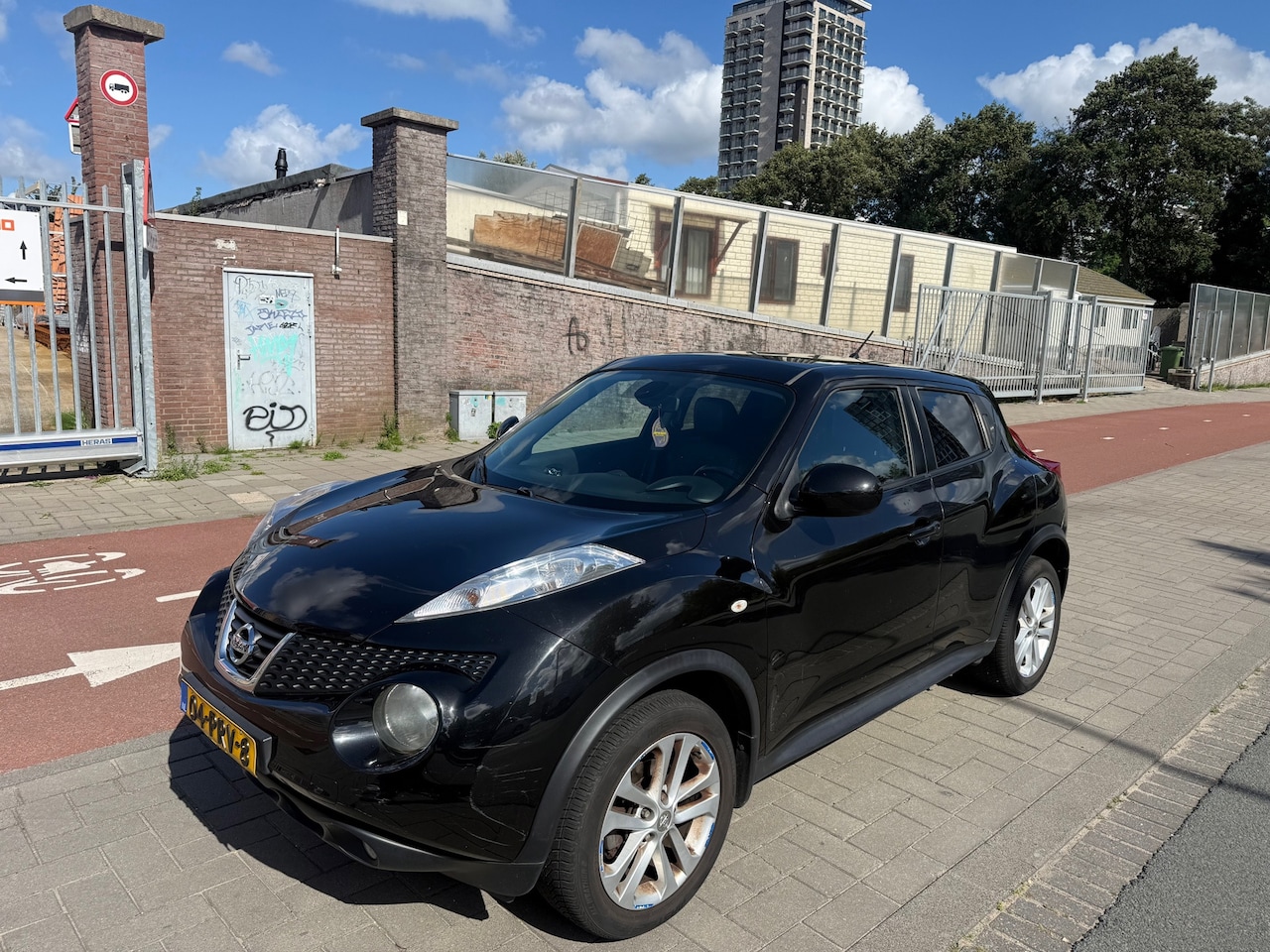 Nissan Juke - 1.6 Tekna Clima Keyless Cruise Bluetooth NL Auto - AutoWereld.nl