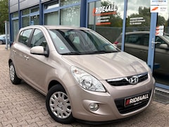 Hyundai i20 - 1.4i i-Motion/AIRCO/PDC/5DRS/APK