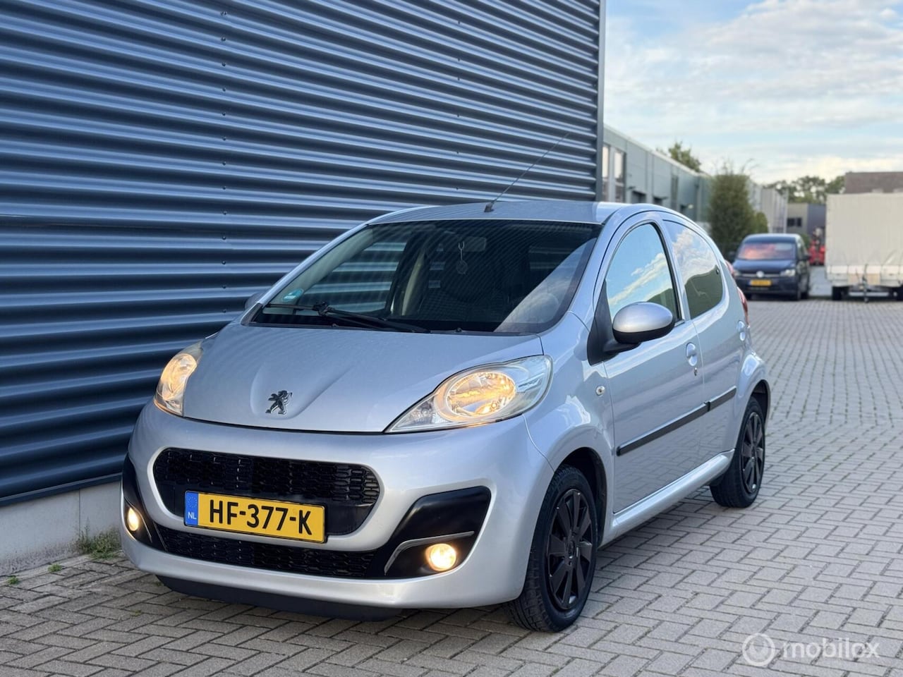 Peugeot 107 - 1.0 Blue Lease / Airco / weinig km / 1e eigenaar - AutoWereld.nl