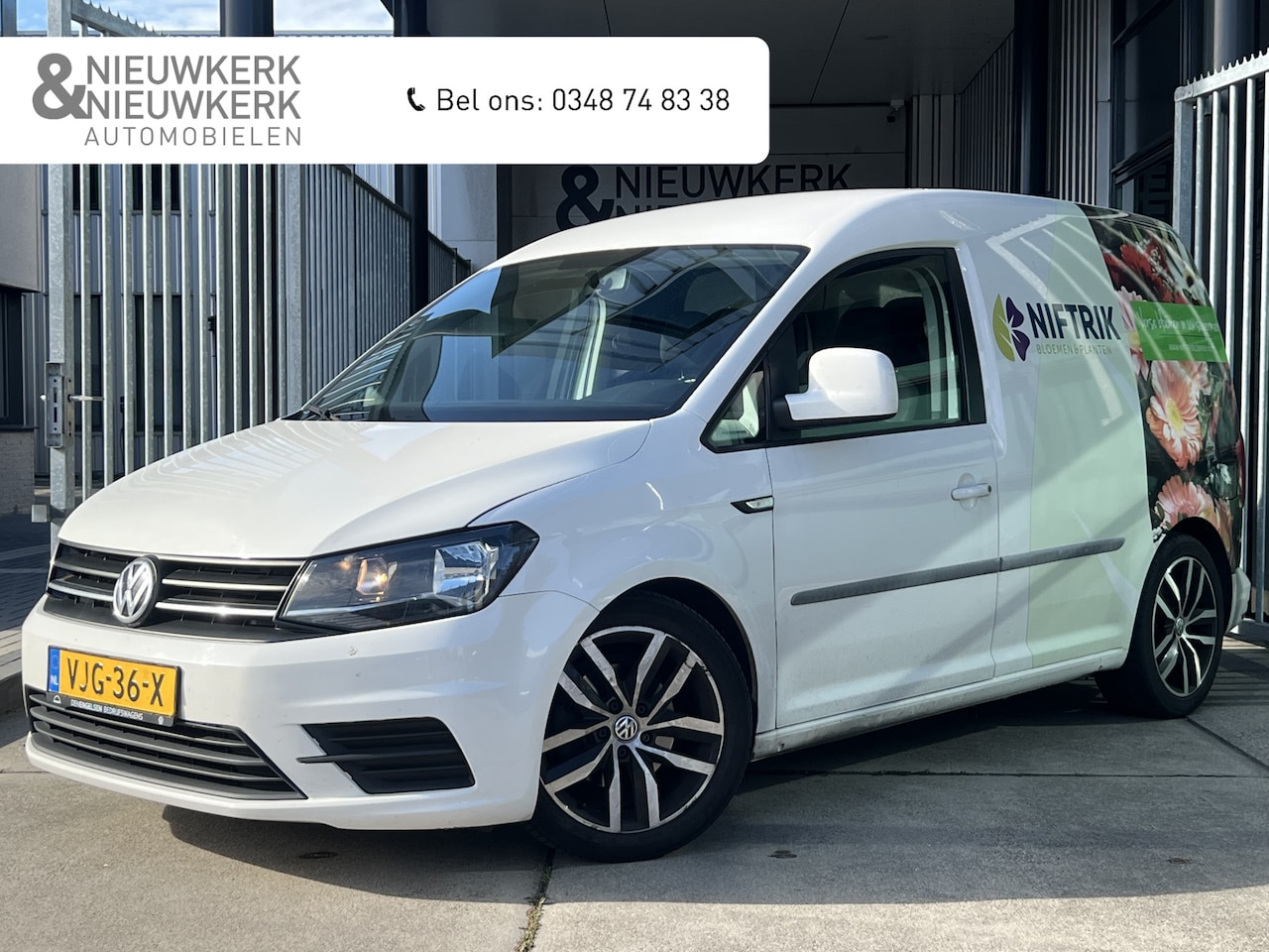 Volkswagen Caddy - 2.0 TDI L1H1 BMT | R | AUTOMAAT | LMV 17'' | PDC | CLIMATE CONTROL | STOELVERWARMING | BLU - AutoWereld.nl