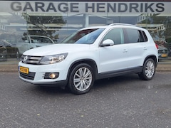Volkswagen Tiguan - 1.4 TSI R Line CUP | Trekhaak 1800kg | Pano Dak | Camera | Navi | Climate | CC |