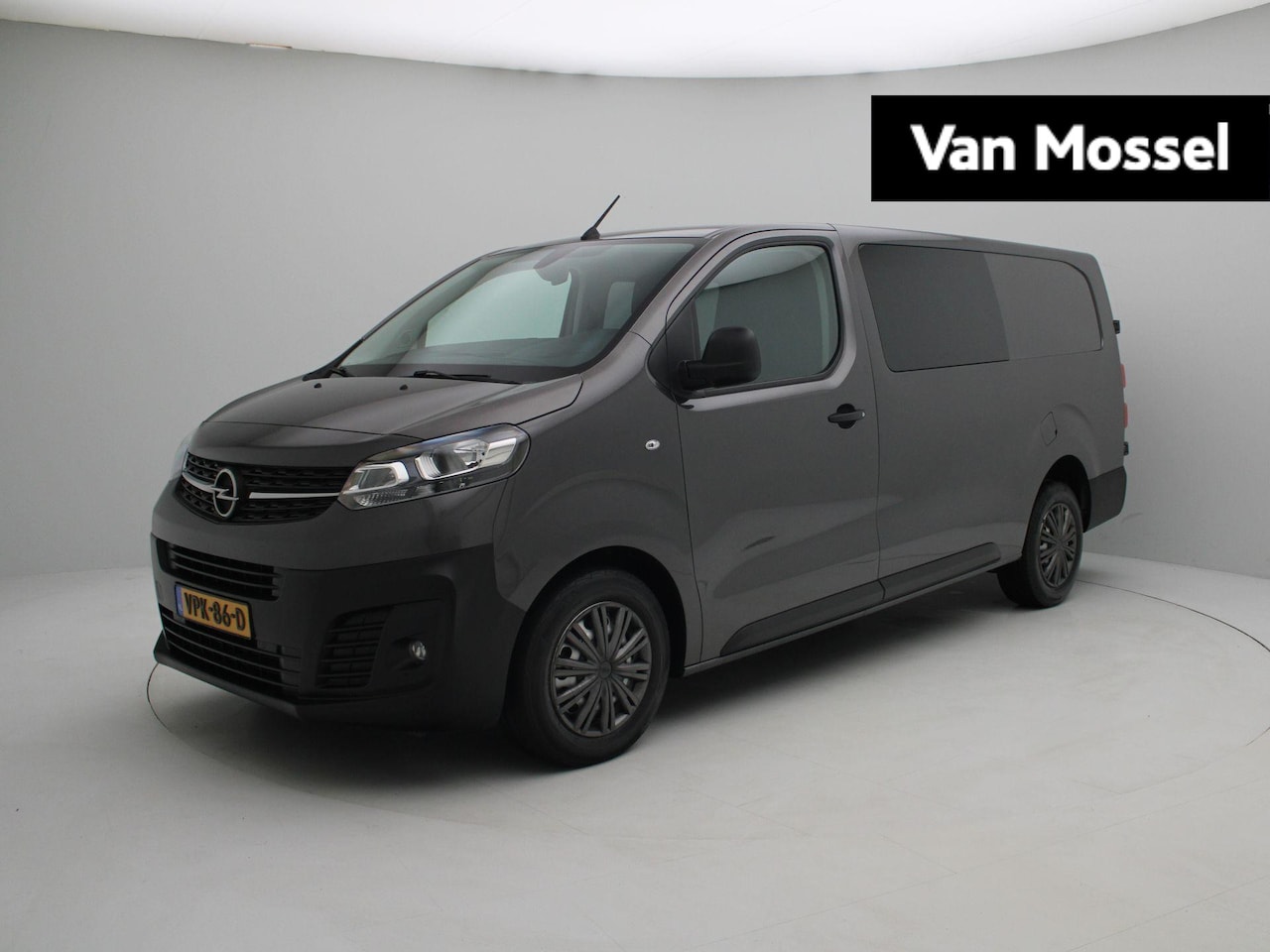 Opel Vivaro - 2.0 CDTI L3H1 DC Edition | Camera | Navigatie | Apple Carplay/Android Auto - AutoWereld.nl