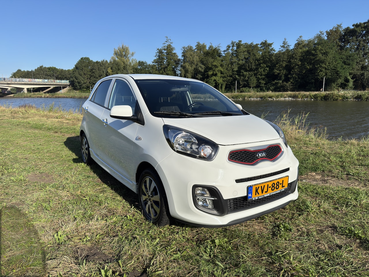 Kia Picanto - 1.0 CVVT ComfortLine 1.0 CVVT DreamTeam - AutoWereld.nl