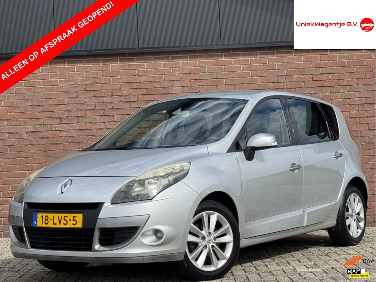 Renault Scénic - 1.6 AUTHENTIQUE | NL-AUTO! | NAVI! | CRUISE! - AutoWereld.nl