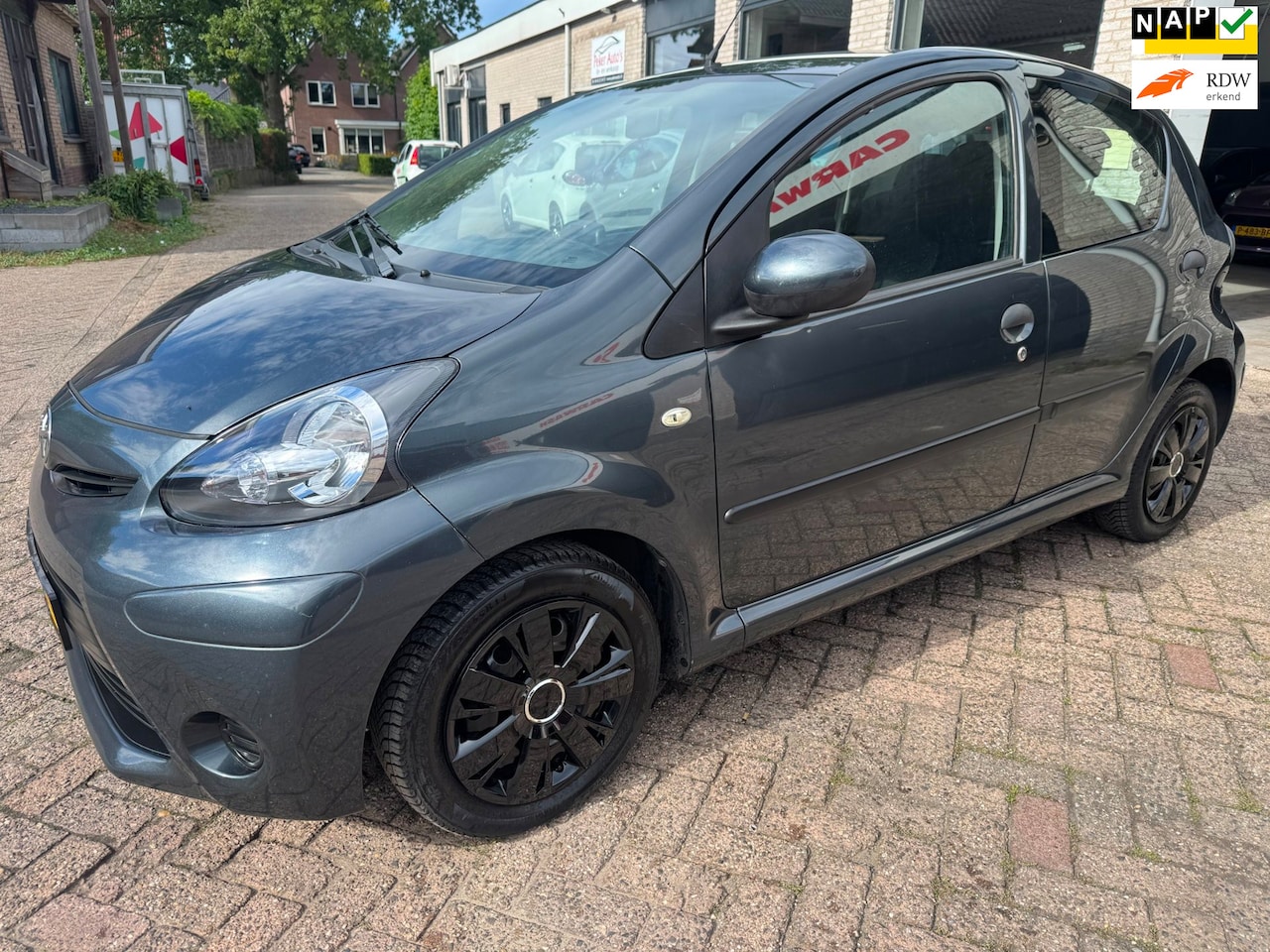 Toyota Aygo - 1.0 VVT-i Now AIRCO ORG 72982 KM NAP O.H BOEKJES VOLLEDIG ONDERHOUDEN GEHAD NW APK.NETTE A - AutoWereld.nl
