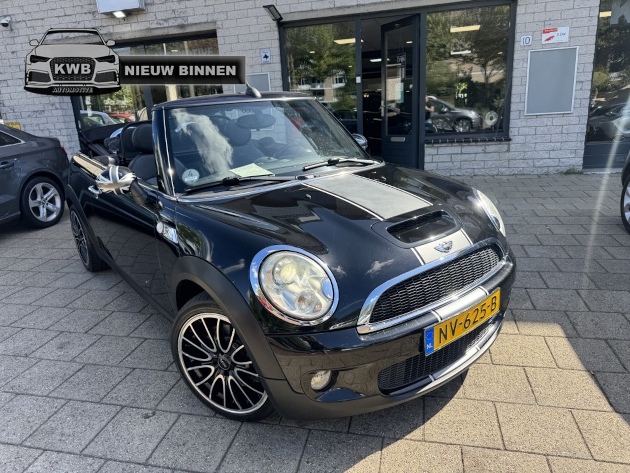 MINI Cabrio - 1.6 Cooper S JCW Origineel Leer Navi Uniek - AutoWereld.nl