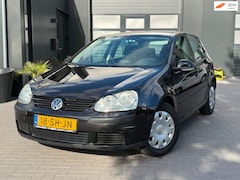 Volkswagen Golf - 1.6 FSI Turijn | Nieuwe APK | Trekhaak | CarPlay | Airco