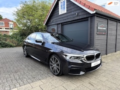 BMW 5-serie - 540i High Executive| M SPORT| CARPLAY| ACC| HUD