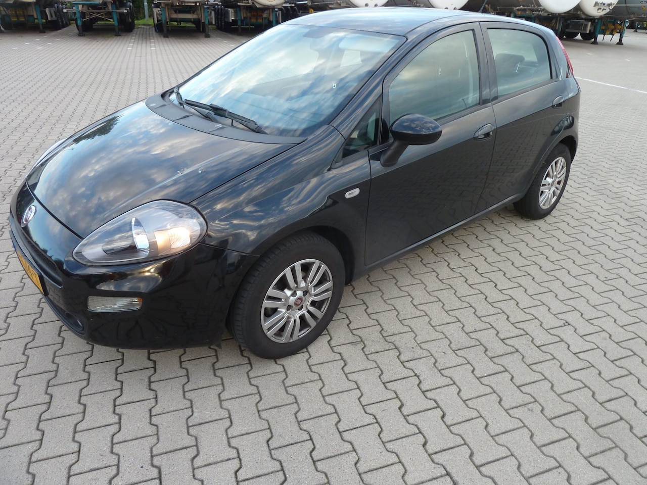 Fiat Punto Evo - 0.9 TwinAir Lounge 0.9 TwinAir Lounge - AutoWereld.nl