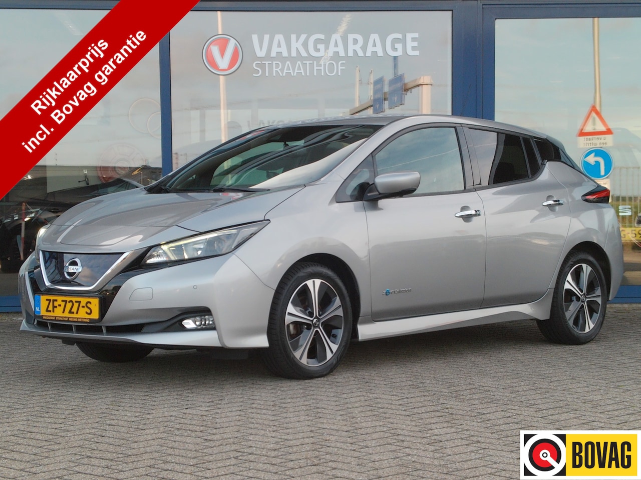 Nissan LEAF - N-Connecta 40 kWh N-Connecta 40 kWh, SOH 86.1 % / Carplay + Android Auto / Camera 360 / Adaptive Cruise / St - AutoWereld.nl