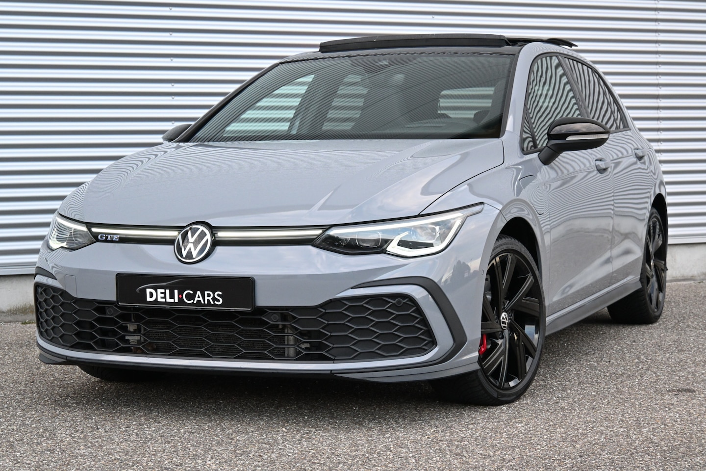Volkswagen Golf - 1.4 eHybrid GTE Black Style | IQ-Light | Head-Up | Trekhaak | Apple-Carplay | - AutoWereld.nl