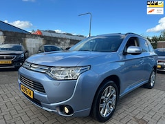 Mitsubishi Outlander - 2.0 PHEV Instyle AWD/ LEER/ SCHUIFDAK/ CAMERA/ LM VELGEN