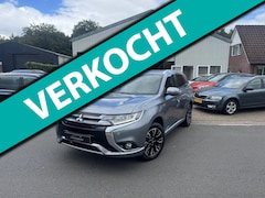 Mitsubishi Outlander - 2.0 PHEV instyle+