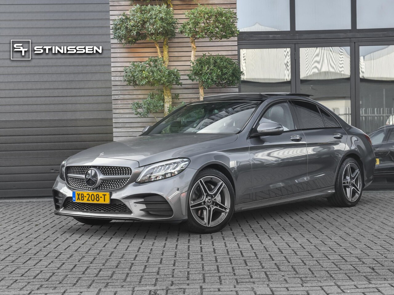 Mercedes-Benz C-klasse - 160 Business Solution AMG Panoramadak Digitaal display Alcantara Navi Carma - AutoWereld.nl