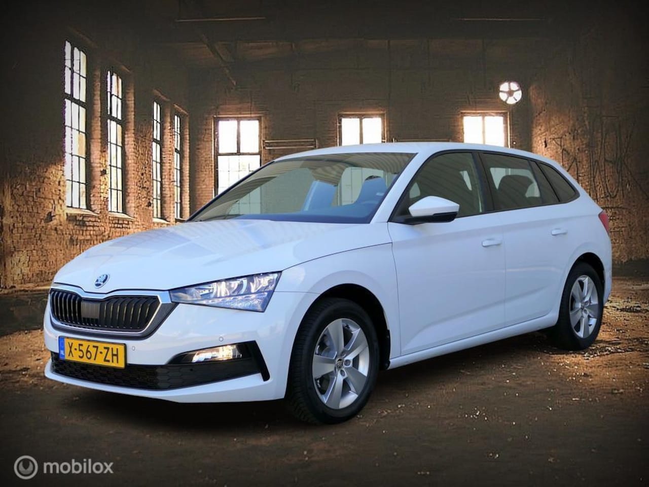 Skoda Scala - 1.0 TSI Sport Business - navi - gar. t/m 03-2028 - AutoWereld.nl