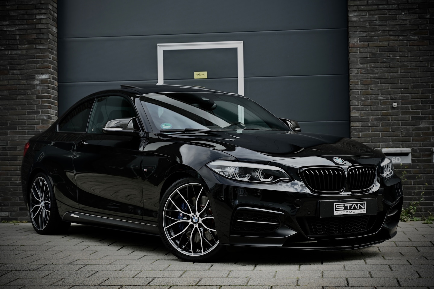BMW 2-serie Coupé - BMW M240i LCI 2 High Executive | M Performance | 2e eigenaar | 1e lak - AutoWereld.nl