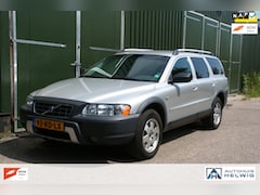 Volvo XC70 - 2.5 T Momentum, AIRCO, LEER, TREKHAAK, APK