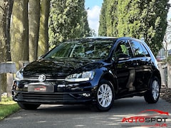 Volkswagen Golf - 1.0 TSI Trendline
