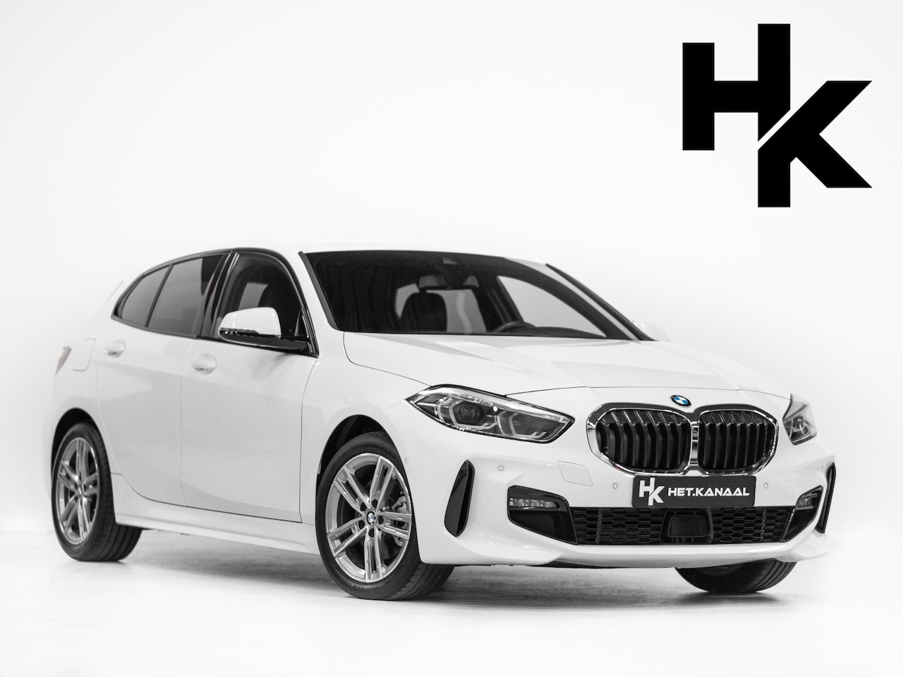 BMW 1-serie - 118i High Executive M-Pakket Stoelv Cam Cruise - AutoWereld.nl
