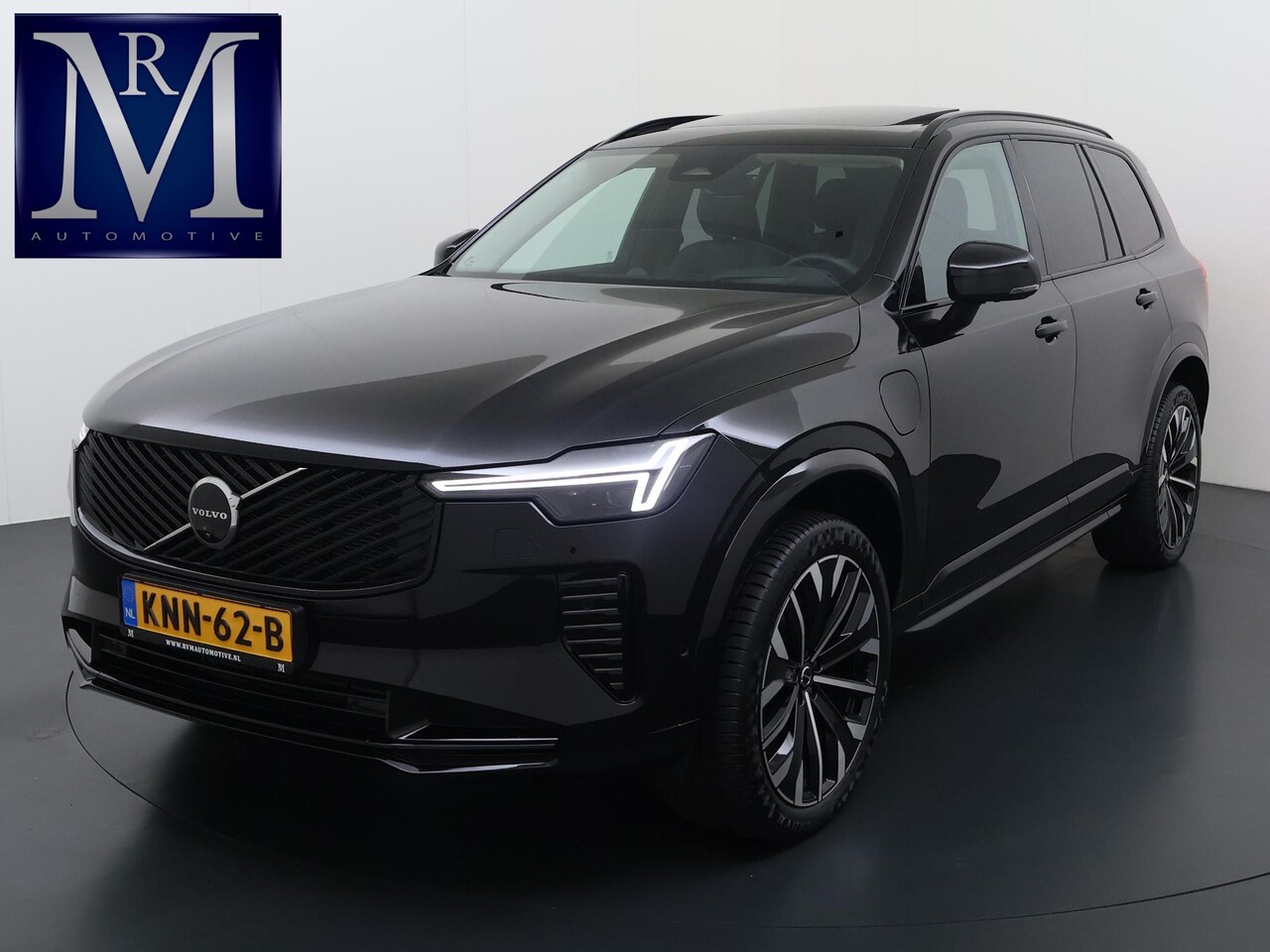 Volvo XC90 - 2.0 T8 Plug-in hybrid AWD Ultra Dark BOWERS & WILKINS| LUCHTVERING| STOELVENTILATIE| ELEKT - AutoWereld.nl