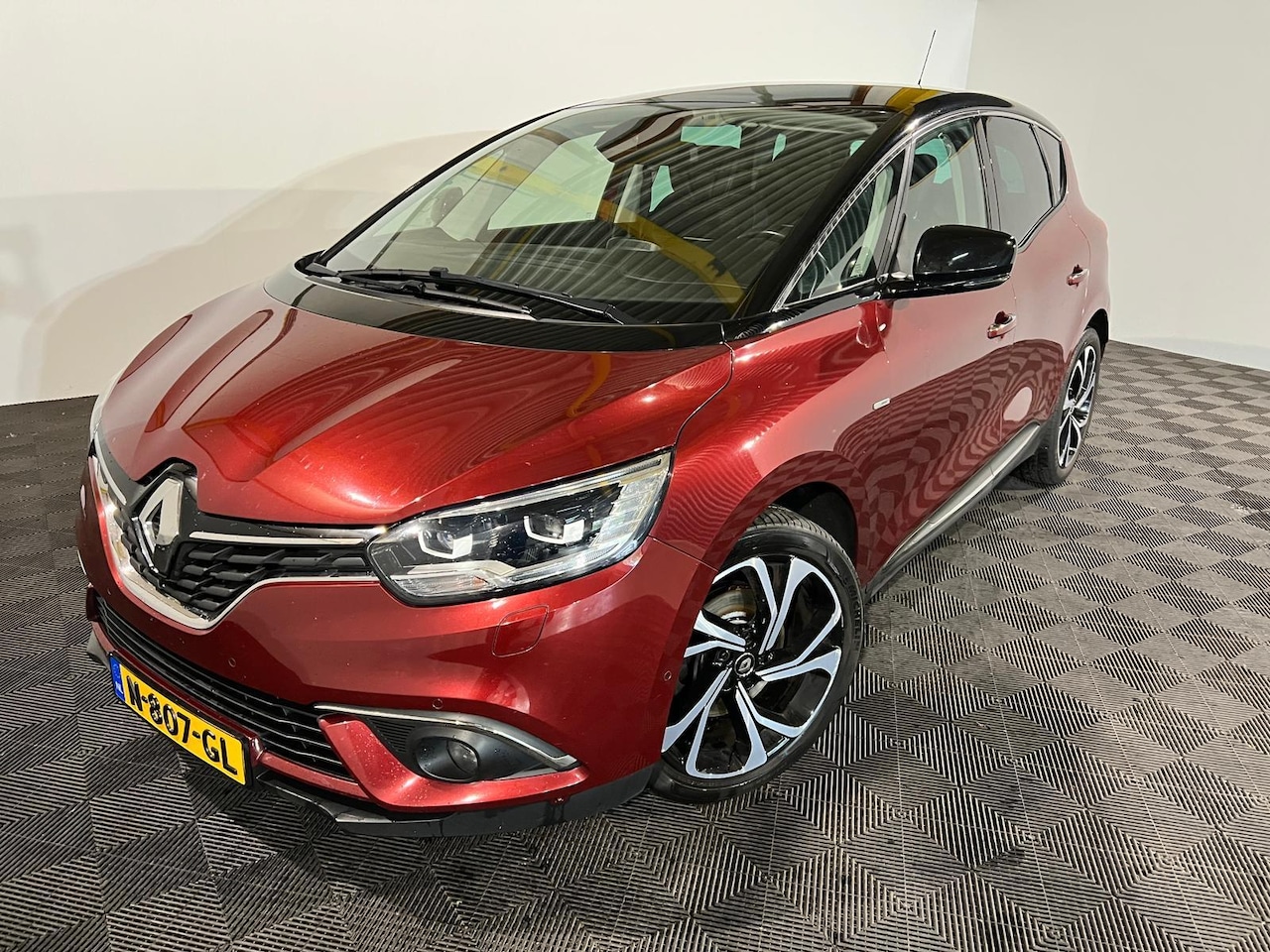 Renault Scénic - 1.5 dCi Bose 1.5 dCi Bose - AutoWereld.nl