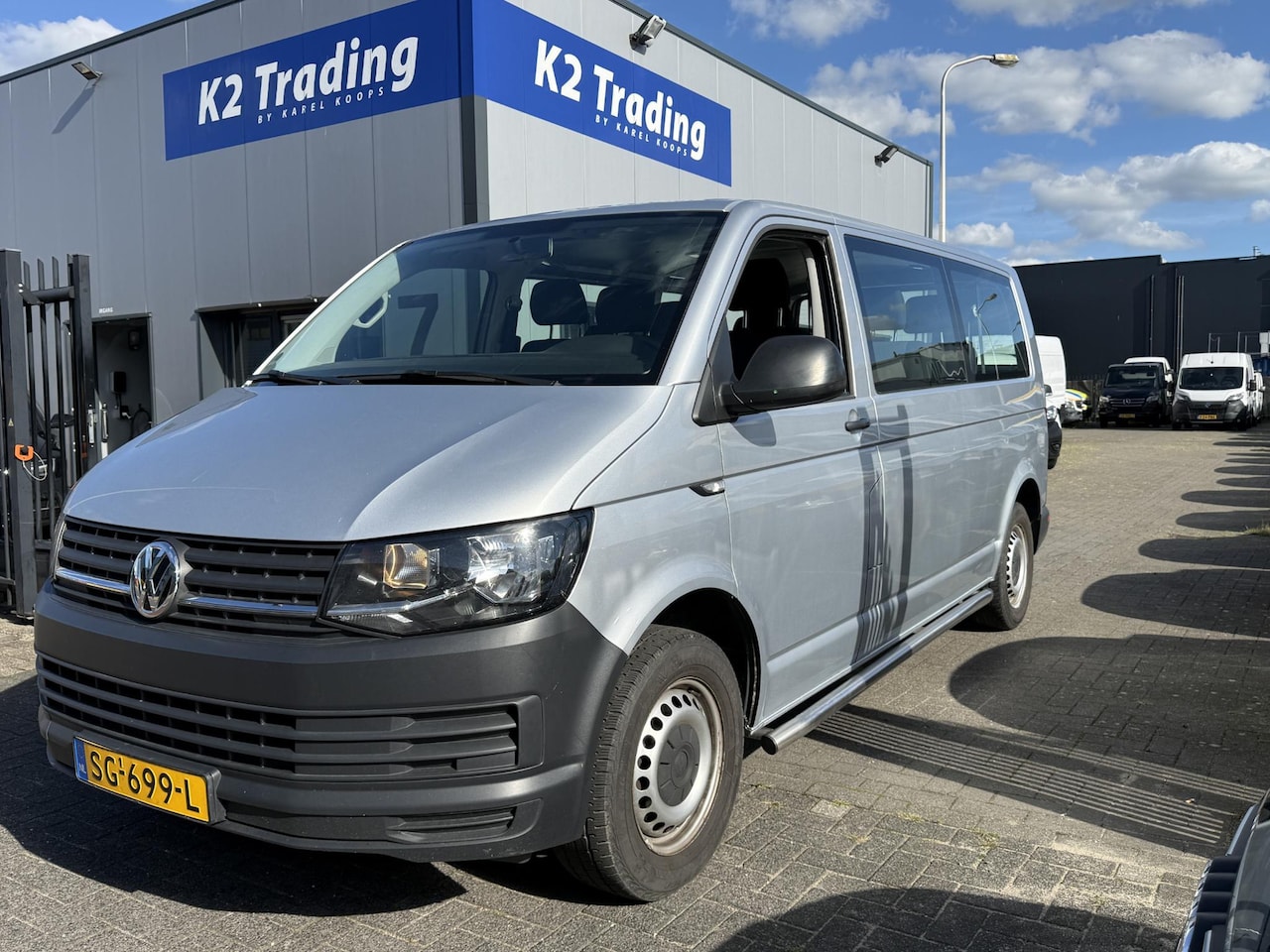 Volkswagen Transporter Kombi - 2.0 TDI L2H1 PRIJS IS EX BPM EXPORTPRIJS - AutoWereld.nl