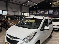 Chevrolet Spark - 1.0 16V LT White Limited Edition Bi-Fuel