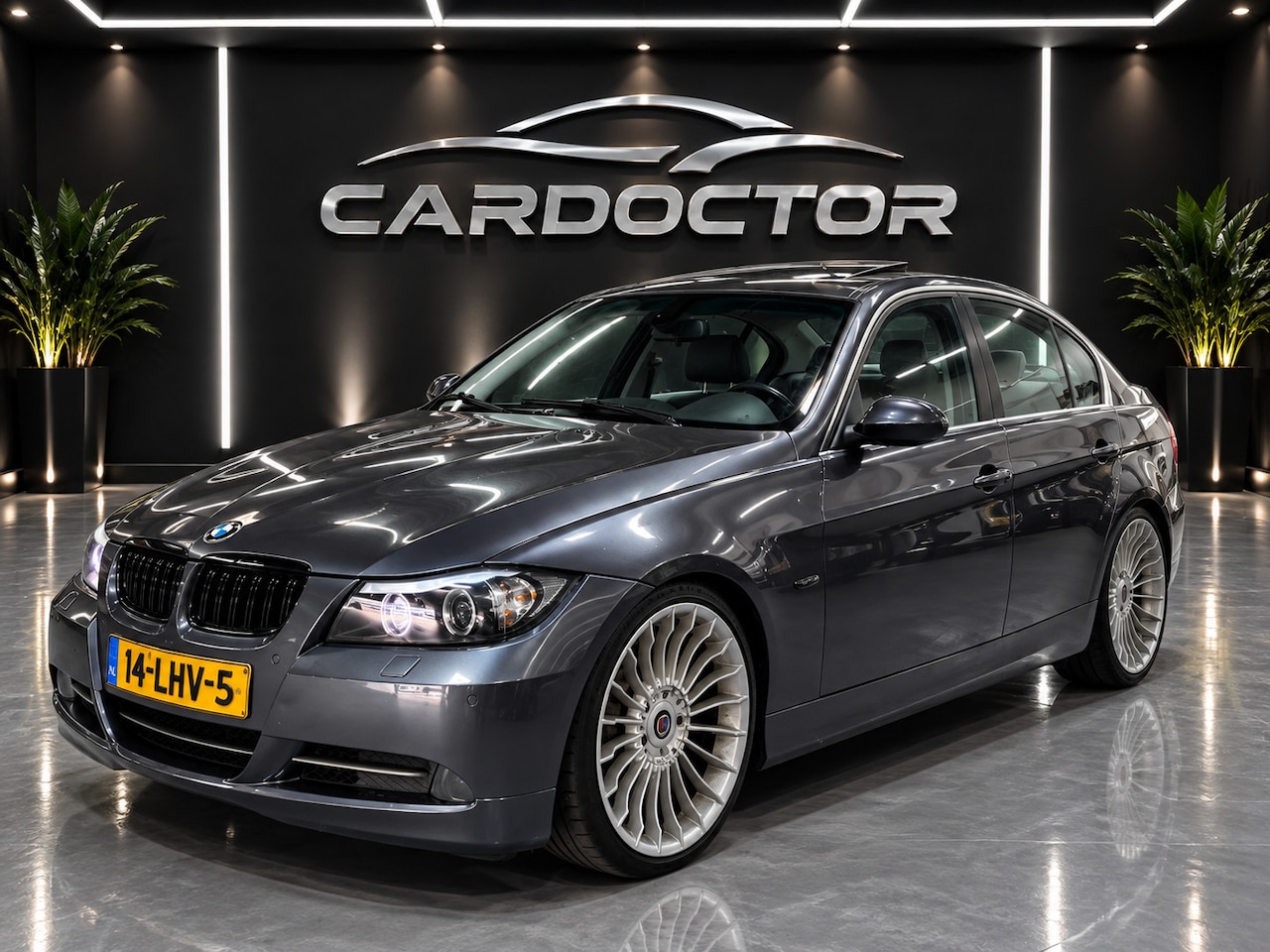 BMW 3-serie - 325i Executive - AUTOMAAT - NW APK - AIRCO - - AutoWereld.nl