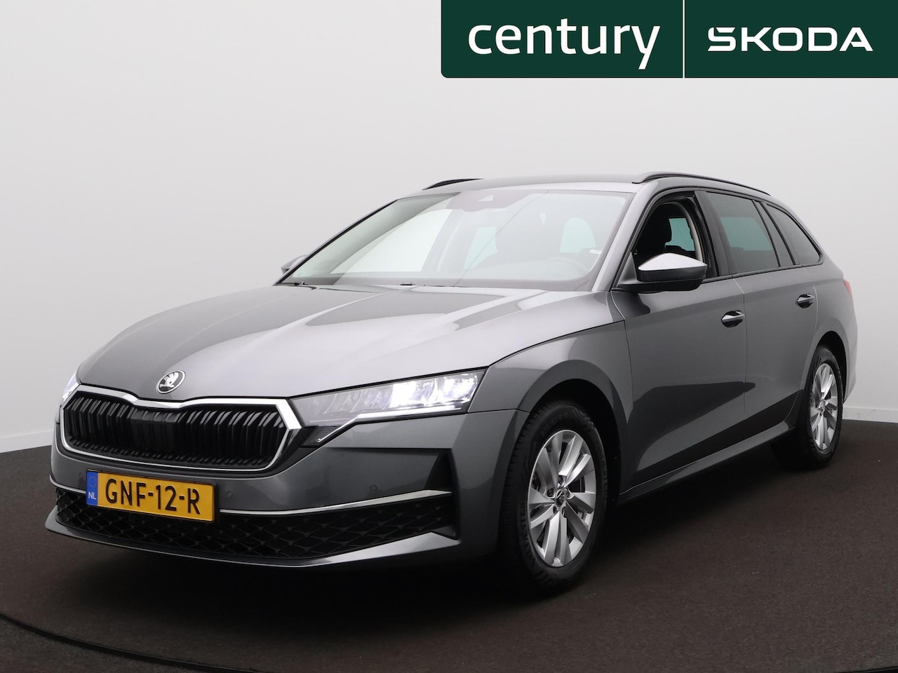 Skoda Octavia Combi - 1.5 TSI Business Edition | Zwenkbare trekhaak | PDC | ACC | Carplay | - AutoWereld.nl