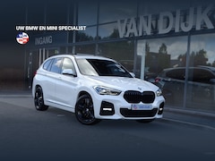 BMW X1 - xDrive25e High Exe M Sport Pano.Dak Driving Ass.Plus Head-Up Trekhaak Memory 18'' LM Velge