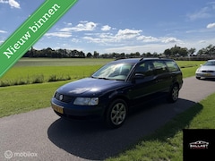 Volkswagen Passat Variant - 1.8-5V Trendline