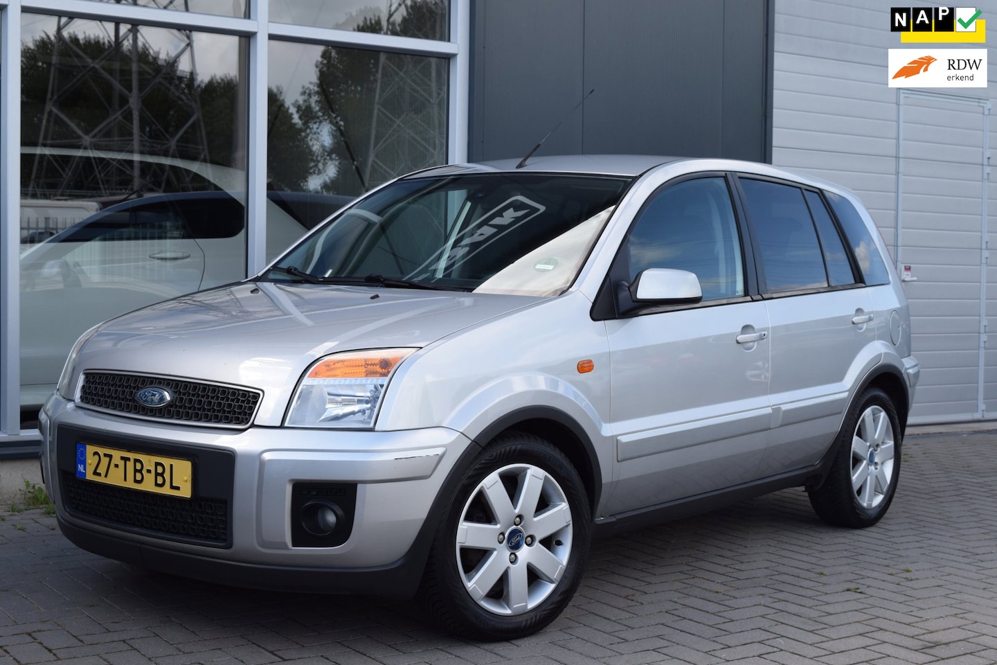 Ford Fusion - 1.6-16V Futura | Automaat | NAP + APK 9-2027 - AutoWereld.nl