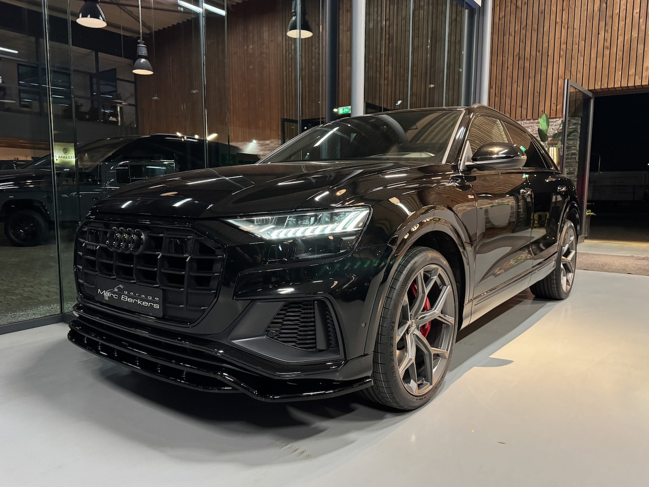 Audi Q8 - 60 TFSI e Quattro Competition 23", pano, B&O, trekh, memory - AutoWereld.nl