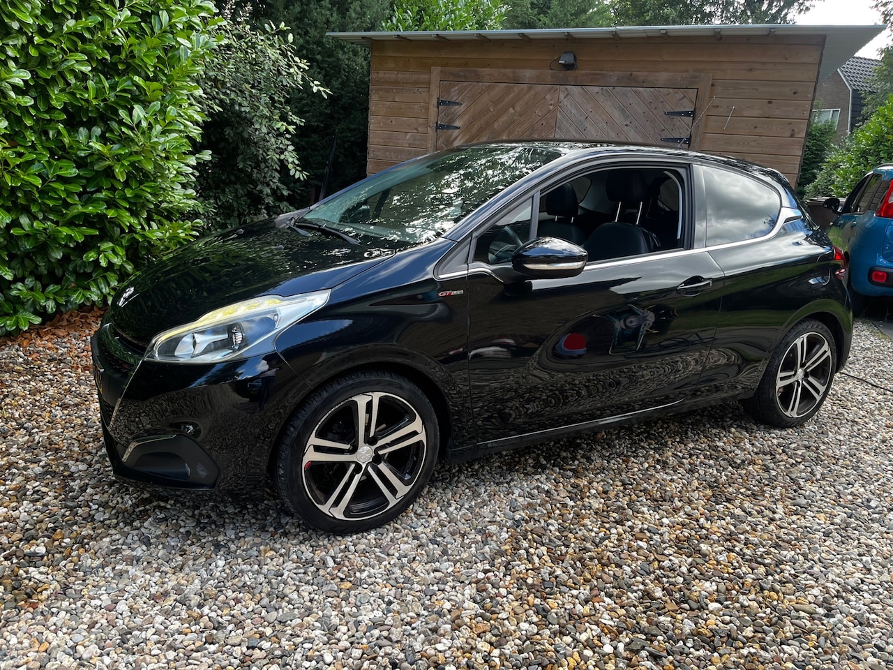 Peugeot 208 - RIJKAAR/APK/HISTORY/BEURT/NAP/AIRCO/3drs//DIREKT MEE - AutoWereld.nl