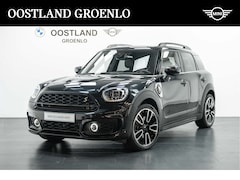 MINI Countryman - Cooper S E ALL4 JCW Automaat / Panoramadak / Achteruitrijcamera / Head-Up / Comfortstoelen