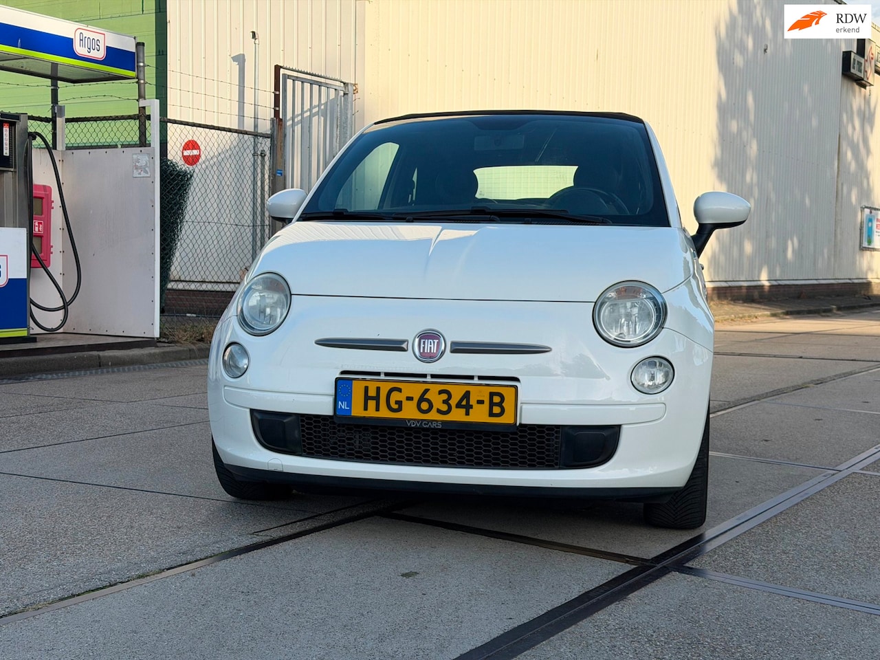 Fiat 500 - 0.9 TwinAir by Gucci Cabrio Airco/Pdc APK - AutoWereld.nl