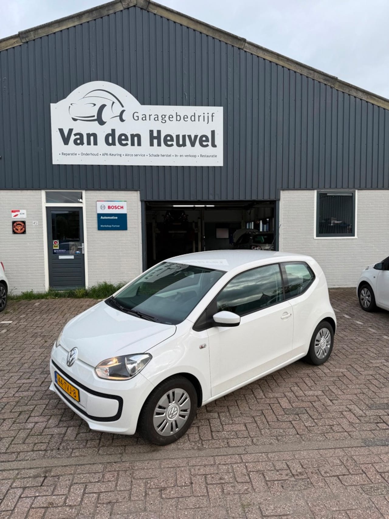 Volkswagen Up! - 1.0 move up! BlueMotion 1.0 move up! BlueMotion - AutoWereld.nl