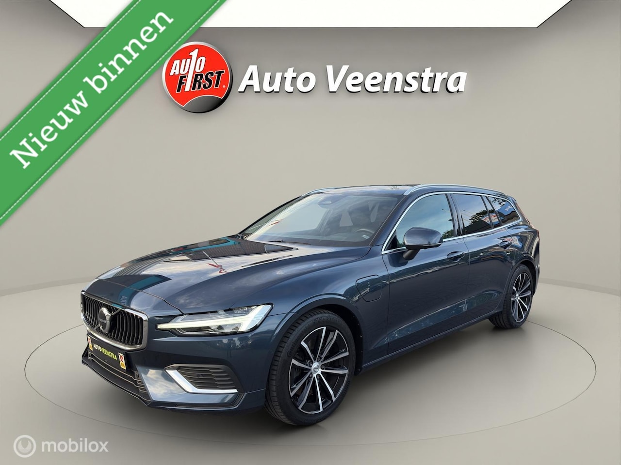 Volvo V60 - 2.0 T6 Plug-in hybrid AWD Plus Bright|TREKH|HARMAN - AutoWereld.nl