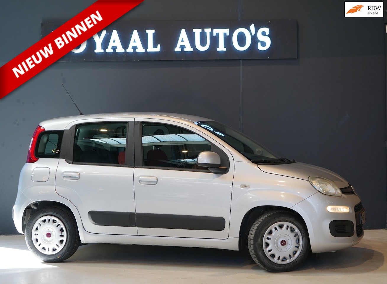 Fiat Panda - 0.9 TwinAir Edizione Cool | AIRCO | EL. RAMEN | NAP | APK - AutoWereld.nl