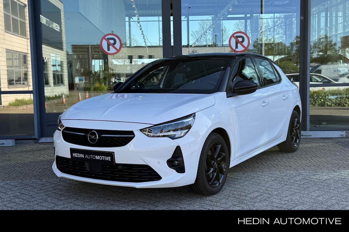 Opel Corsa - 1.2T GS Line 100pk | Two Tone | Navigatie via App | Camera | Cruise Control | Sportstoelen - AutoWereld.nl