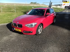 BMW 1-serie - 118i Business+ AUB ADVERTENTIE LEZEN