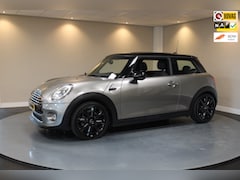 MINI 3-Deurs - 1.5 Cooper Business *Top onderhouden* Stoelverw.|Cruise|Navi|Neon-ring|PDC|17''|NAP