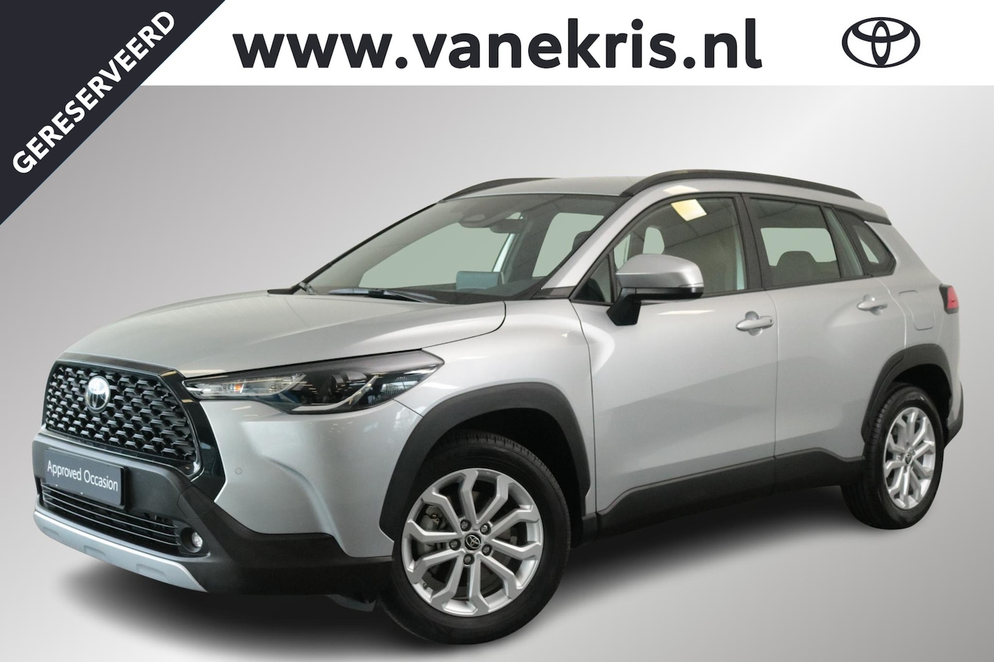 Toyota Corolla Cross - Hybrid 140 Style Limited, BSM, Parkeersensoren Stuur & Stoelverwarming, BSM, Sensoren! - AutoWereld.nl