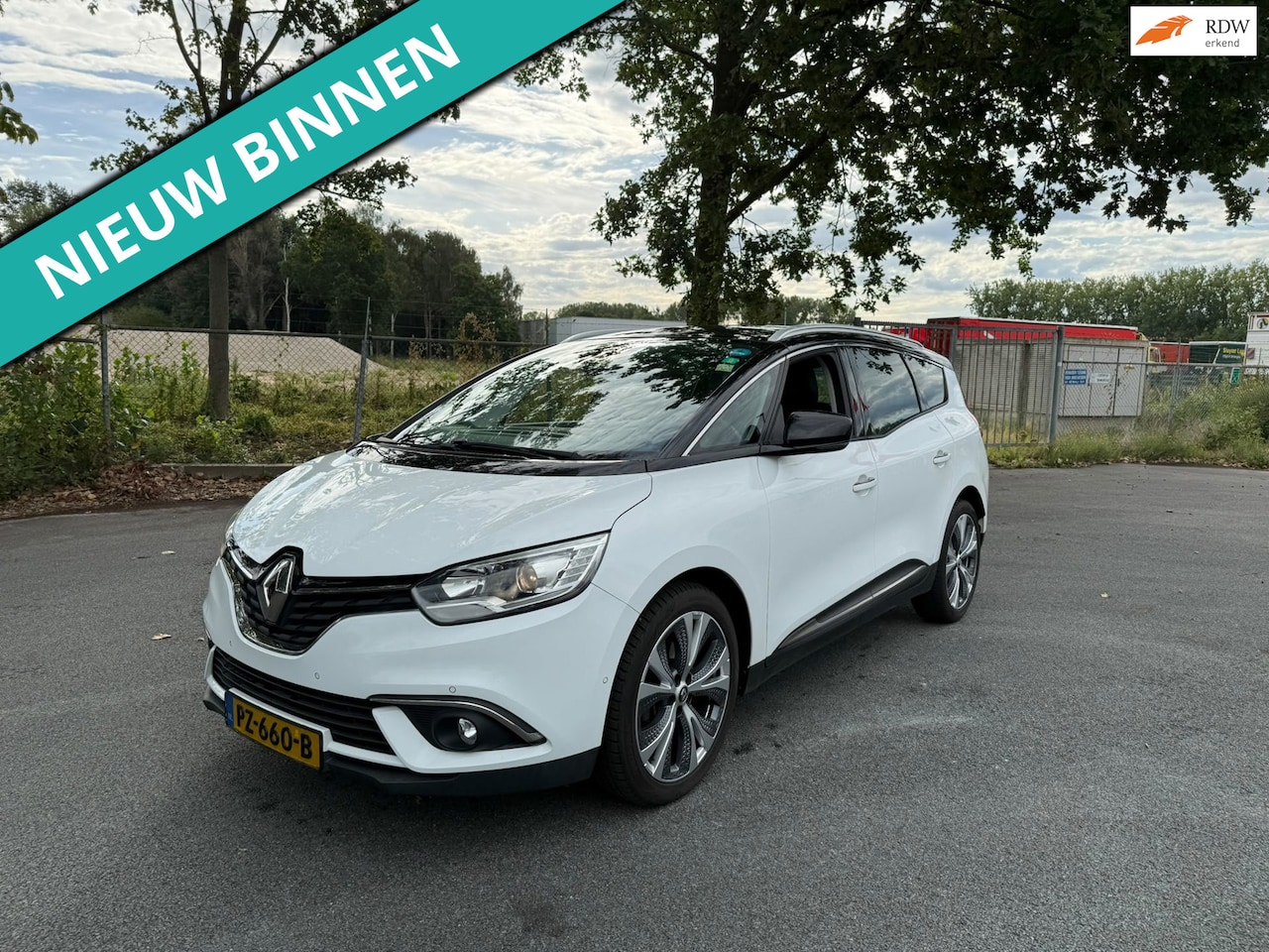 Renault Grand Scénic - 1.2 TCe Intens LEUKE AUTO ZO WEG PRIJSJE - AutoWereld.nl