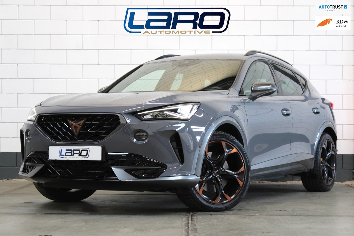CUPRA Formentor - 1.4 e-Hybrid VZ 245pk Copper | Trekhaak Supersport DCC Camera CarPlay Elek klep. - AutoWereld.nl