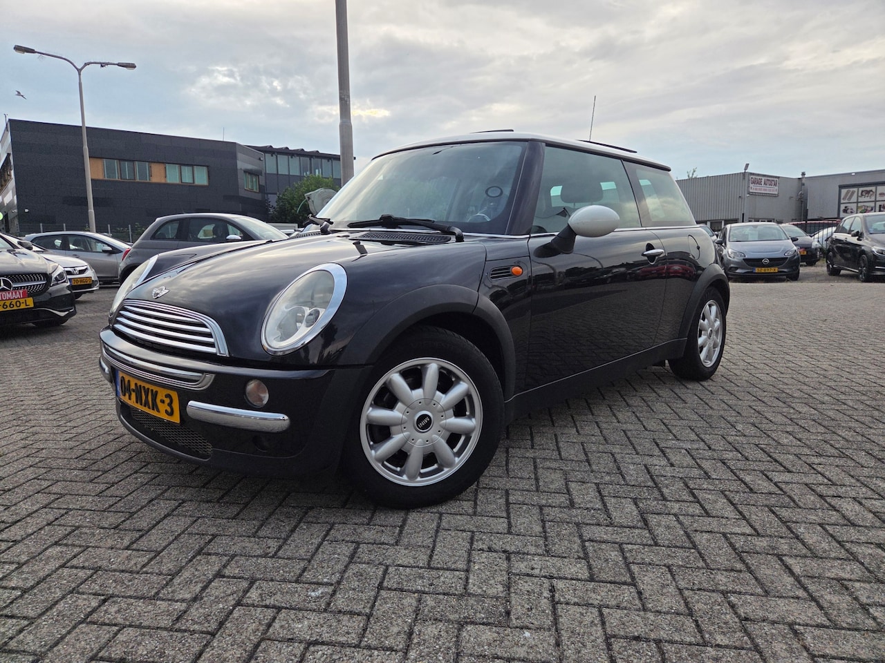 MINI 3-Deurs - 1.6 Cooper/PANORAMADAK/AIRCO - AutoWereld.nl