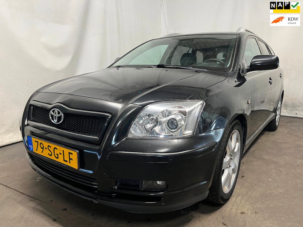 Toyota Avensis Wagon - 2.0 VVTi Linea Luna SCHADEAUTO! - AutoWereld.nl